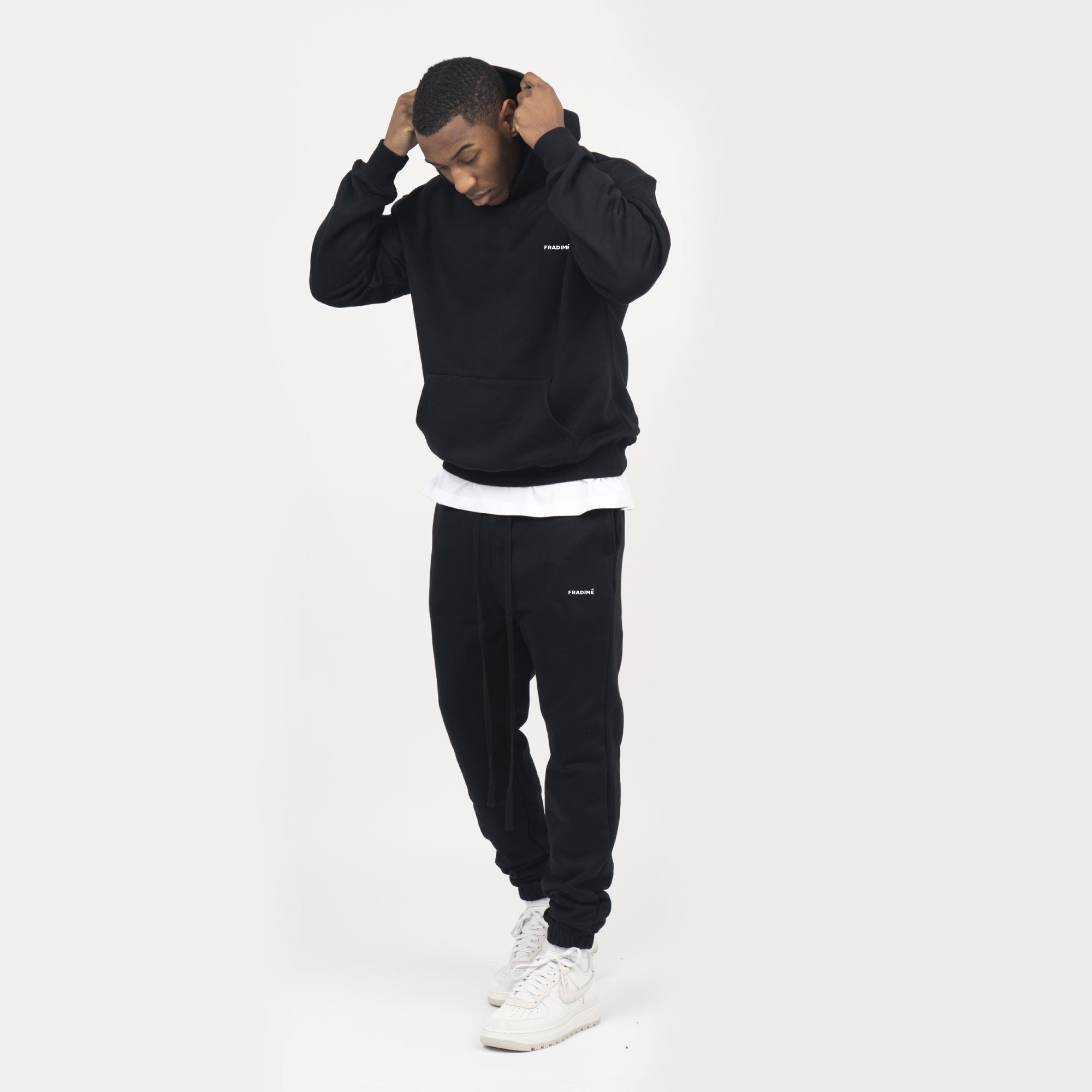 Model size##This Model is 183cm/6ft tall, 40 inches chest,33 waist and wearing size Medium