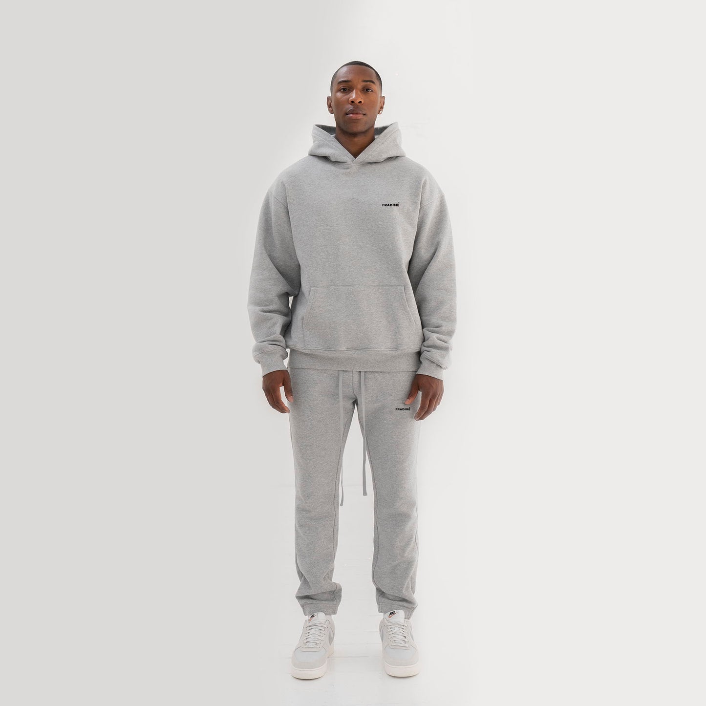 Model size##This Model is 183cm/6ft tall, 40 inches chest,33 waist and wearing size Medium