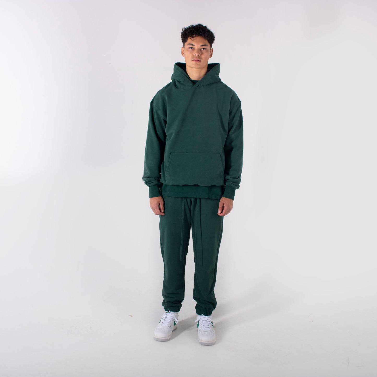 BLANK OVERSIZED SWEATPANTS - GREEN