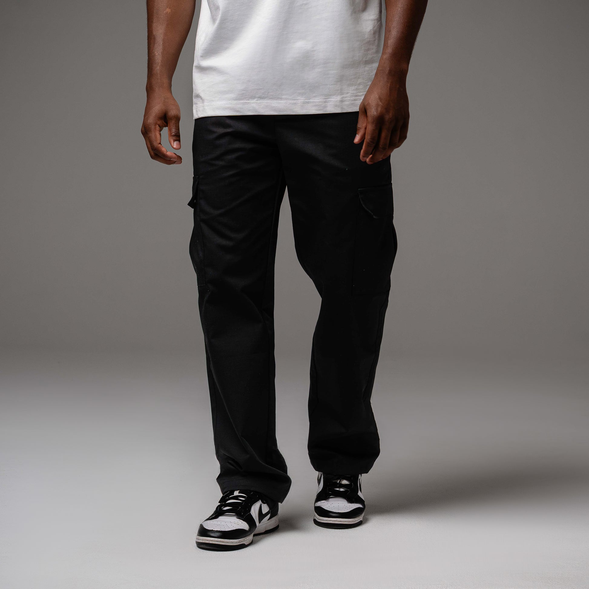 Model size##This Model is 183cm/6ft tall, 40 inch chest, 33 inch waist and is wearing size Medium.