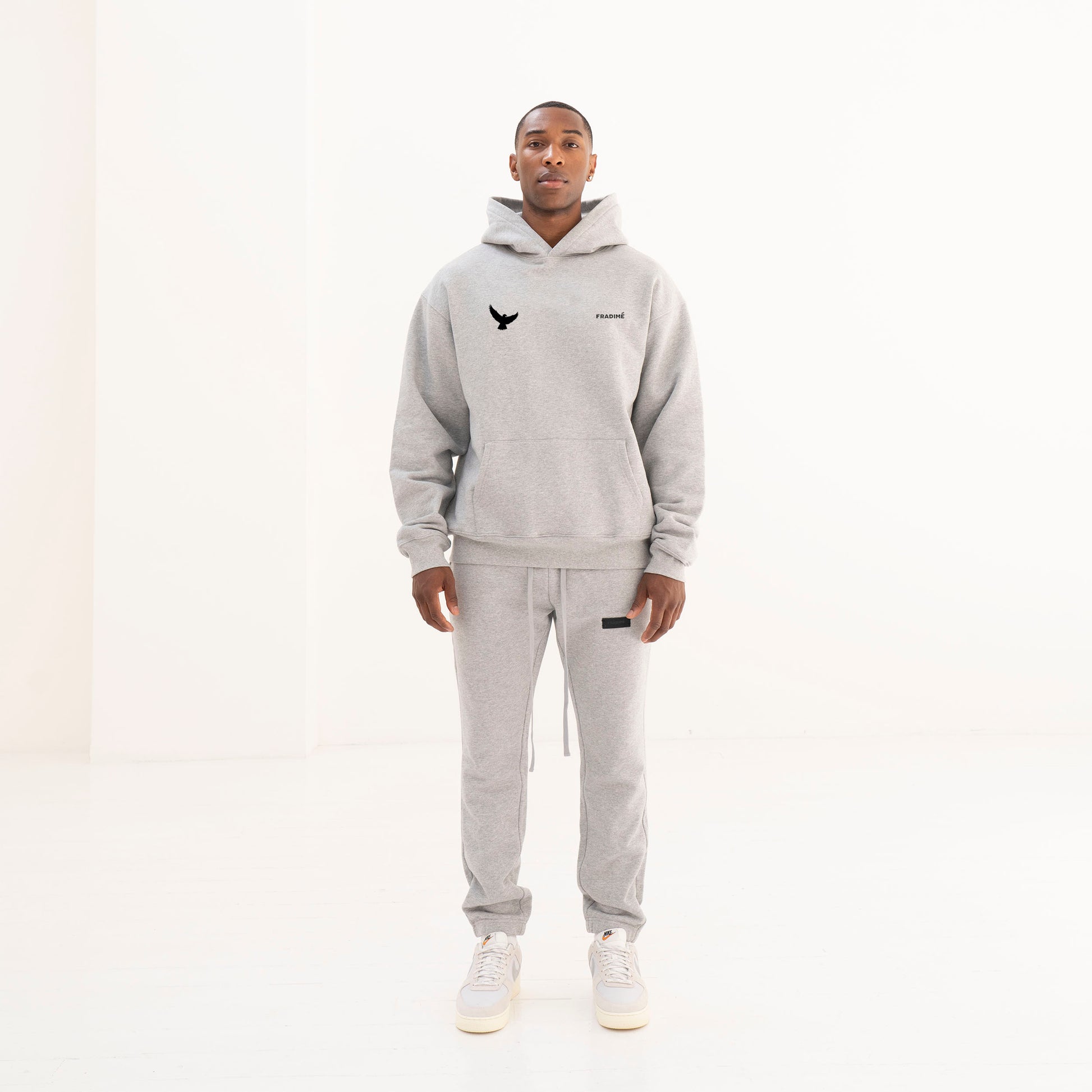 Model size##This Model is 183cm/6ft tall, 40 inches chest,33 waist and wearing size Medium